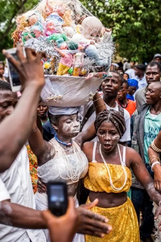 Arugba Ọṣun ko gbọdọ kọsẹ tabi ṣubu, bibẹẹkọ, apẹẹrẹ buruku ni fun un, ati ilu Osogbo.