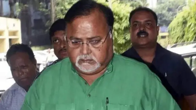 ટીએમસી નેતાના ઘરમાંથી 50 કરોડ રોકડા મળી આવ્યા