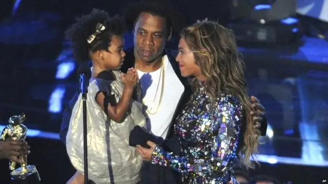 ब्लू आइवी