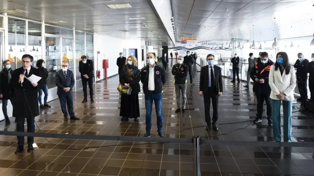 सोशल डिस्टेंसिंग