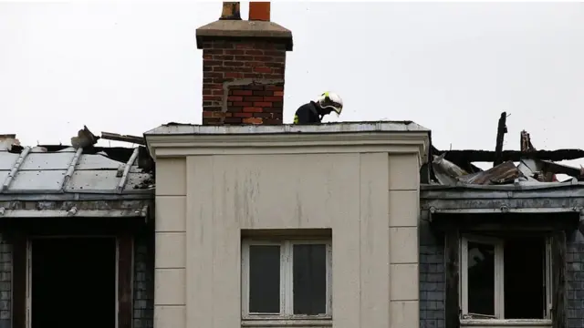 Centro propuesto para inmigrantes en Forges-les-Bains.