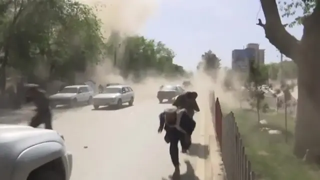 Qaraxyada Afghanistan ayaa ah kuwo isku xiga marka ay dhacayaan