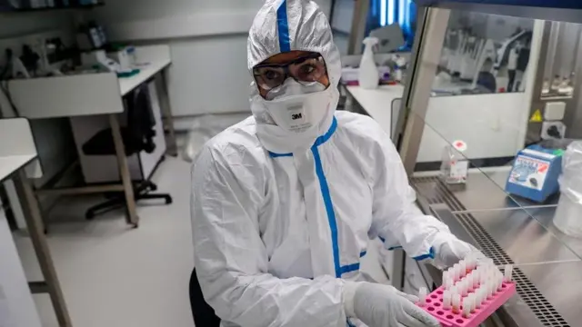 یافتن راهی برای تشخیص سریع و درمان این بیماری هدف خیلی از آزمایشگاه‌ها در سراسر دنیا است