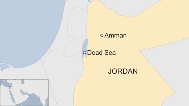 死海周辺の地図。死海はヨルダン西部にある