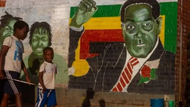 Mugabe afatwa nk'intwari yaharaniye ubwigenge bwa Zimbabwe