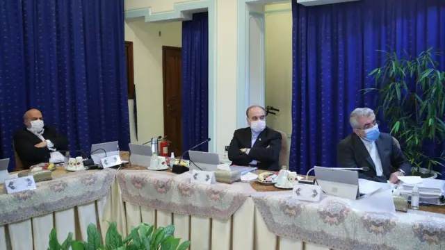 اظهارات رئیس جمهور ایران درباره وضعیت کشور در جمع اعضای هیات دولت صورت گرفته است