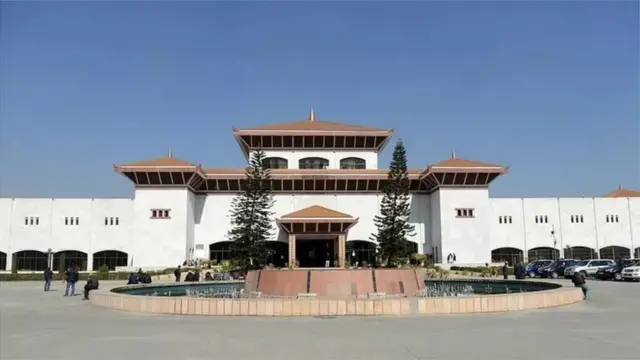 अघिल्लो पटकको चुनावमा प्रतिनिधिसभाका विजयी उम्मेदवारको औसत खर्च २ करोड १३ लाख रहेको एउटा अध्ययनले देखाएको थियो