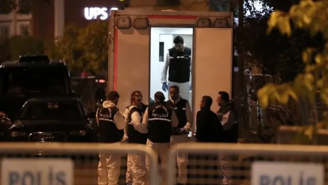 सऊदी दूतावास में तुर्की के अधिकारी