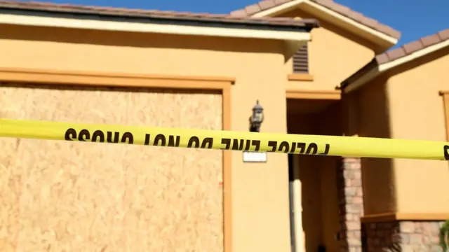 Stephen Paddock house dey for one quiet retirement community near Las Vegas.