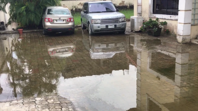 Motor wey knock engine sake of flood wey soak am
