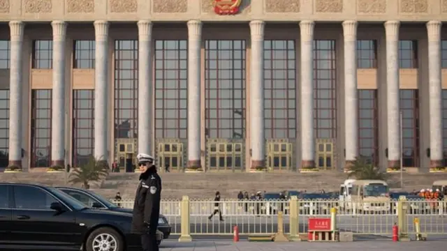 Октябрдын ортосунда Кытайдын туш тарабынан келген Коммунистик партиянын делегаттары Пекинге чогулат.