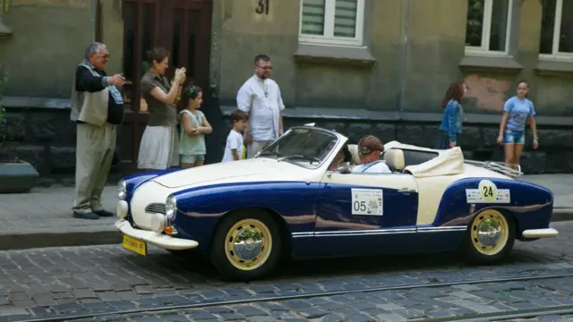 Фестиваль ретро автомобілів у Львові