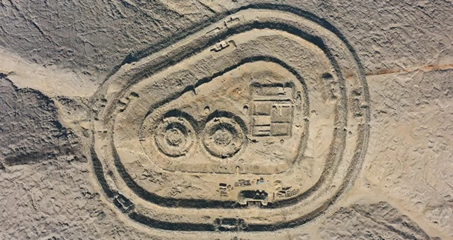 ภาพถ่ายทางอากาศของกลุ่มอาคารทางดาราศาสตร์ชานกีโญ