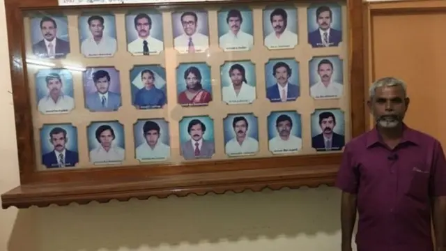 ඔහු සමඟ එවකට සේවය කරමින් සිටි තම සමීපතයන් ගැන සිහිපත් කරද්දී දේවේන්ද්‍රම්ගේ නෙතගින් කඳුළු රූටන්නට විය