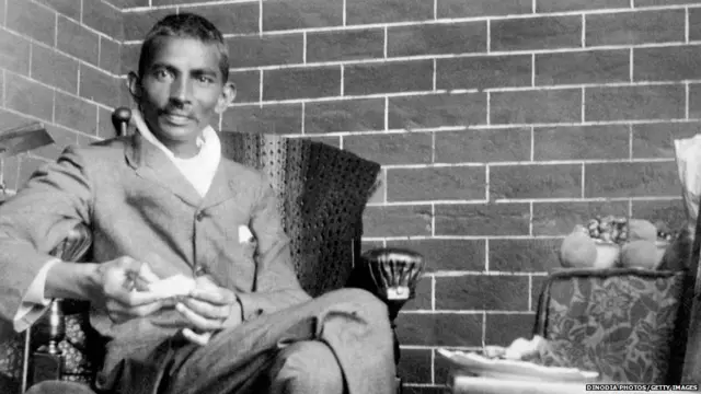 ਮੋਹਨਦਾਸ ਕਰਮਚੰਦ ਗਾਂਧੀ