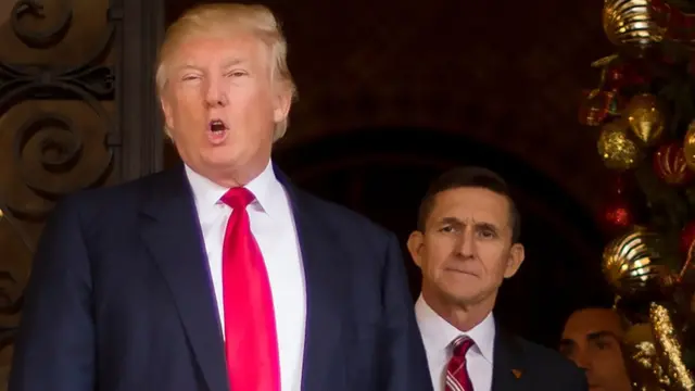 Donald Trump y Michael Flynn/