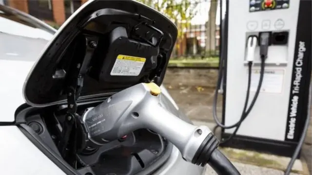 પ્રતીકાત્મક તસવીર