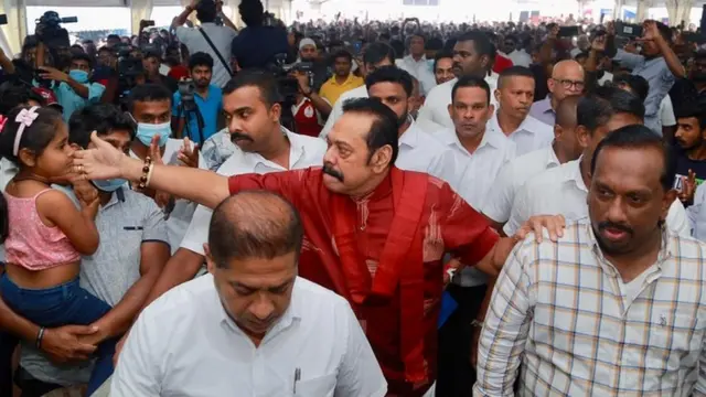 மஹிந்த ராஜபக்ஷ