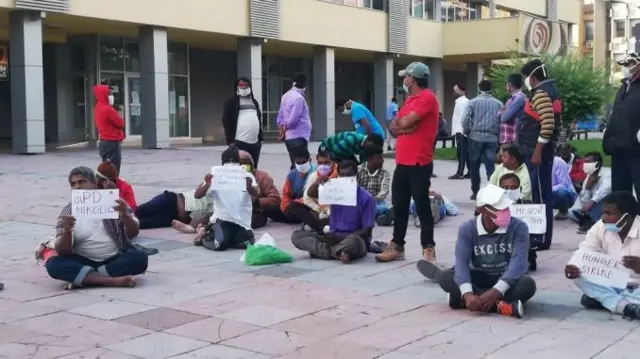 radnici iz indije štrajk glađu u kraljevu