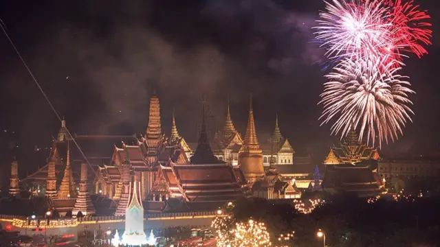 राजा भूमिबल अदुल्यदेज