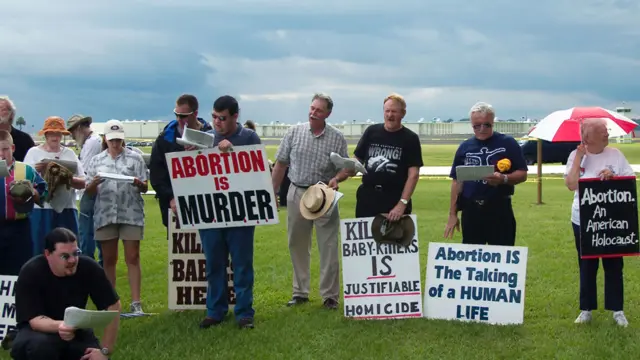 Anti-abortion protesters in Florida