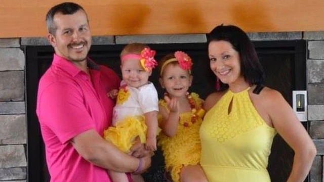 Chris Watts con su esposa Shannan y sus dos hijas