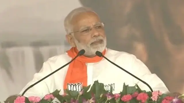 ભાષણ આપતા નરેન્દ્ર મોદીની તસવીર