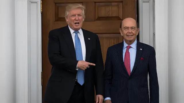 Wilbur Ross, secrétaire au commerce dans l'administration Trump est aussi cité.