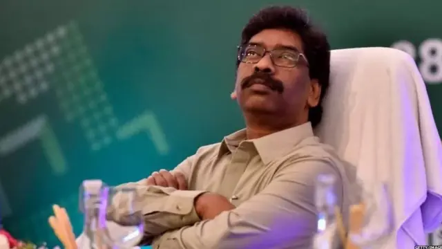 राष्ट्रपती द्रौपदी मूर्म, रमेश बैस, महाराष्ट्र राजकारण