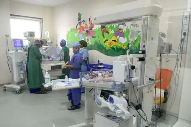 வாடகை தாய் மூலம் பெற்ற குழந்தை