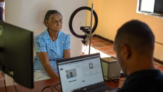 Campaña de la Registraduría de Colombia para identificar a comunidades indígenas con un alto índice de subregistro. 