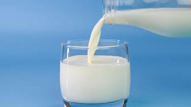 दूध