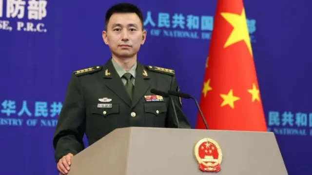 சீன பாதுகாப்பு அமைச்சக செய்தி தொடர்பாளர் ஜாங் ஷோகாங்