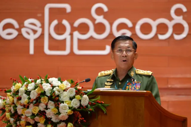 ၂၀၀၈ အခြေခံဥပဒေပြင်ဆင်ရေးဆွေးနွေးဖို့ စစ်ကောင်စီရဲ့အကြောင်းကြားမှုကို  အပစ်ရပ် ၇ဖွဲ့ လက်မခံ