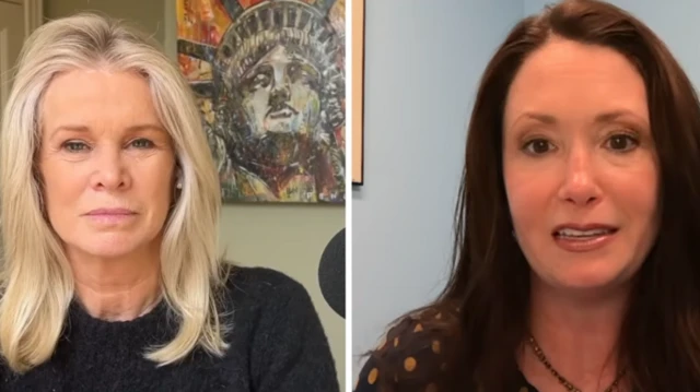 La periodista Katty Kay conversó con la demógrafa Jennifer Sciubba en una videollamada.