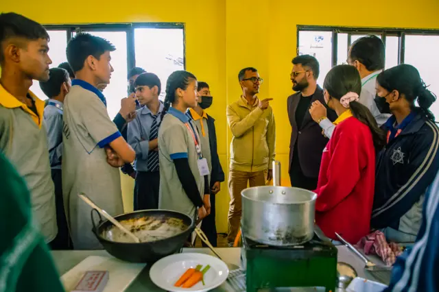 निरीक्षणको क्रममा बालेन