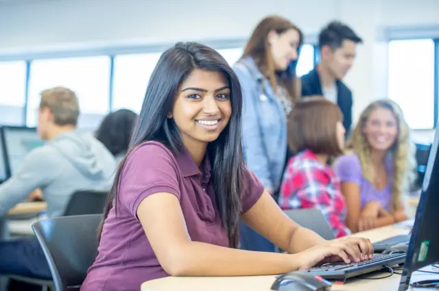 கனடா இந்திய மாணவர்கள்