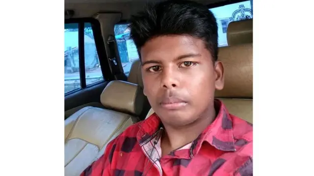 அஜய்ரத்தினம்