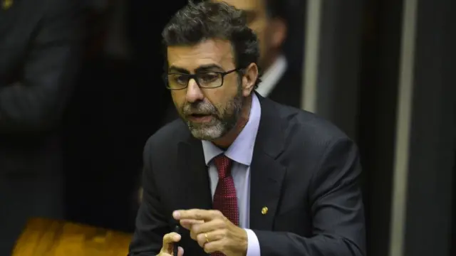 Deputado Marcelo Freixo durante sessãoaposta real madrid x liverpoolvotação para presidente da Câmara dos Deputados.