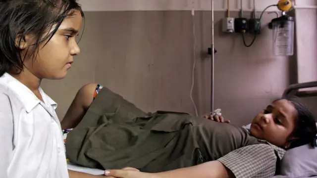 nwata akwụkwọ nsi nri na-enye nsogbu n'India