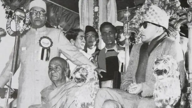 डॉ. आंबेडकर, दलित समाज, राज्यघटना