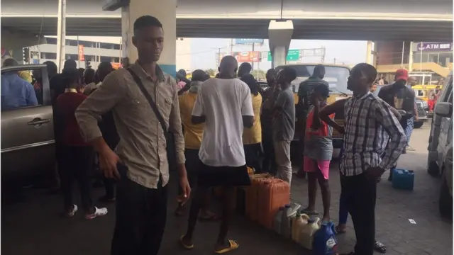 Fuel scarcity in Nigeria today: Petrol scarcity solution dey? Here be wetin we know