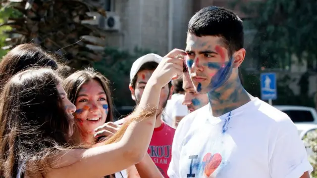 Bu haftaki festivalin Emevi Meydanı'nda yapılması planlanıyor.