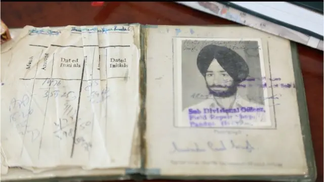 ਐੱਸ.ਪੀ ਓਬਰਾਏ ਦਾ ਪੁਰਾਣਾ ਪਛਾਣ ਪੱਤਰ