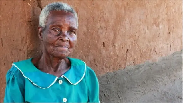 కౌలా తల్లి లక్కీ