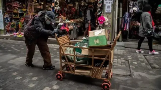 Коммунисттик системага карабастан Кытайда байлар менен кедейлердин чоң ажырымы бар