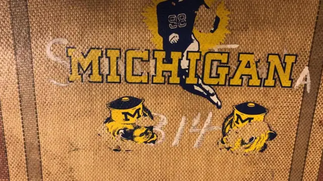 Detalle de la maleta de la abuela de Konno