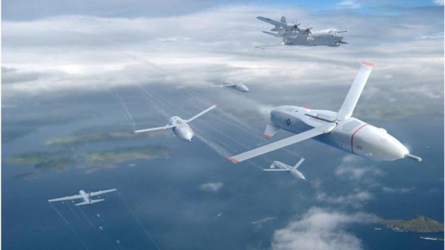 歐洲的 "未來戰鬥空中系統"（FCAS）項目包括無人機蜂群和動能武器戰術（美國DARPA無人機蜂群構想圖）