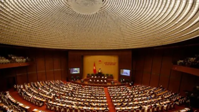 2001, nợ công mới chỉ chiếm 36,5% GDP; năm 2005, tỷ lệ này đã lên 40,8% GDP; năm 2010 là 50% GDP và năm 2015 đã là 62,2% GDP.