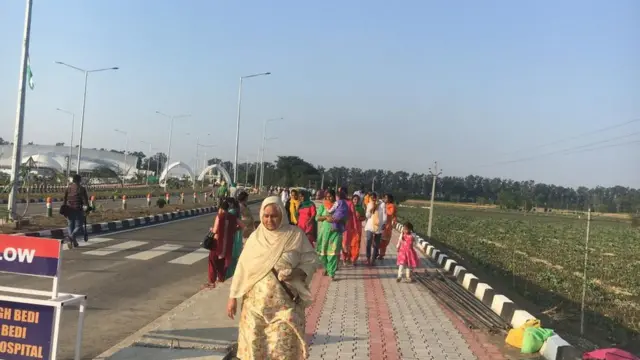 புனித பயணிகள்